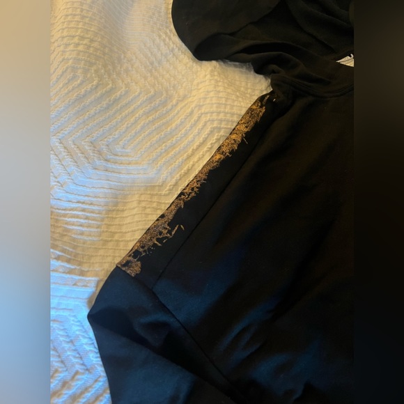 SPLENDID hoodie XS black and rose gold design shoulder sleeves women NWT new - Picture 2 of 8
